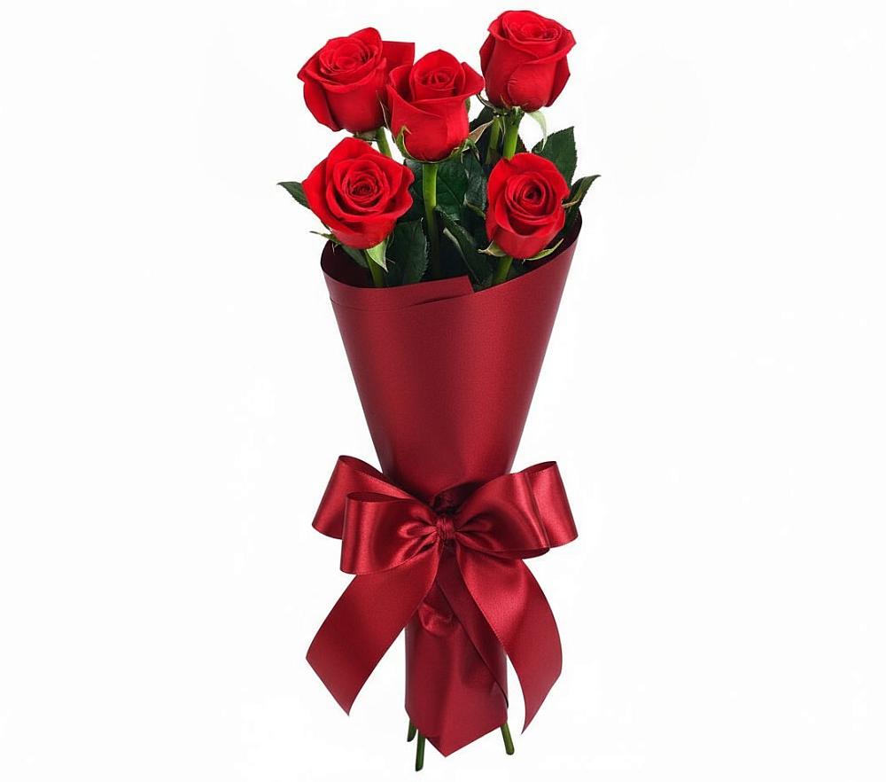 Букет 5 Красных роз Эдлесс Лав в Слободском