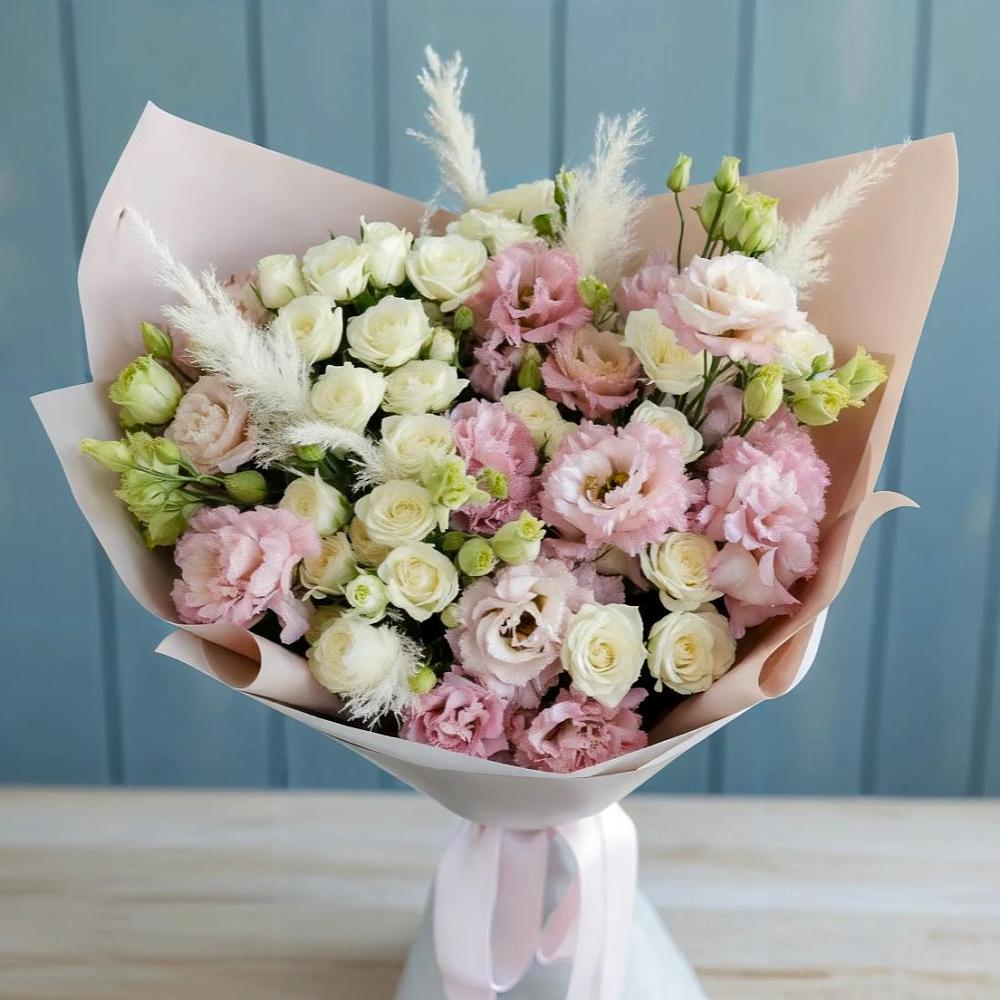 Букет цветов из: Альстромерии и Розы в Слободском