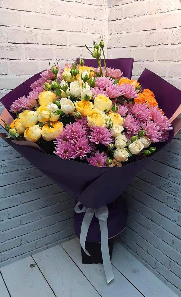 Букет цветов из: Хризантемы и Розы в Слободском