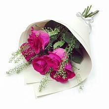 Букет цветов из:  Розы #REPLACE_PRED# Слободском