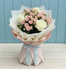 Букет цветов из:  Розы в Слободском