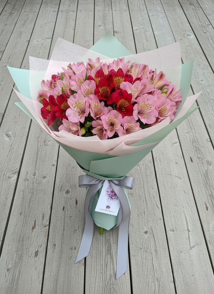 Букет цветов из: Альстромерии в Слободском