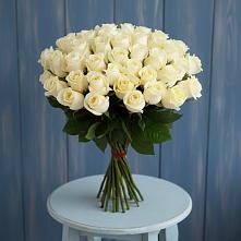 Букет 51 Белая роза Эдлесс Лав в Слободском