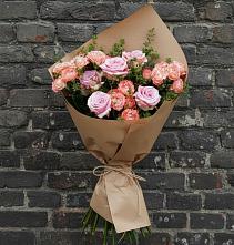 Букет цветов из:  Розы в Слободском