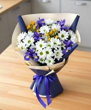 Букет цветов из:  Розы, Ирисы и Хризантемы в Слободском
