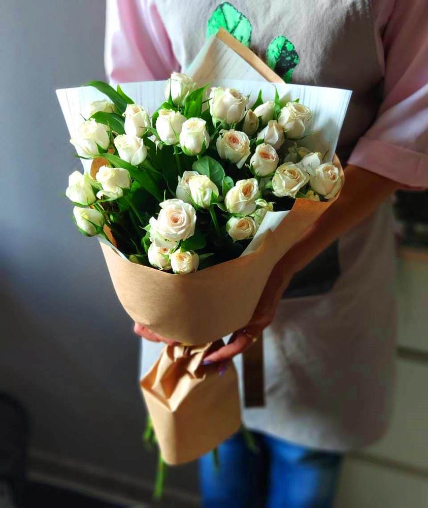 Букет цветов из: Розы в Слободском