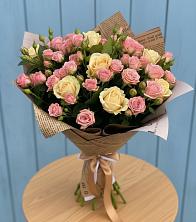 Букет цветов из:  Розы в Слободском