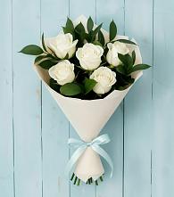 Букет цветов из:  Розы в Слободском