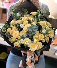 Букет цветов из:  Розы и Лизиантусы #REPLACE_PRED# Слободском