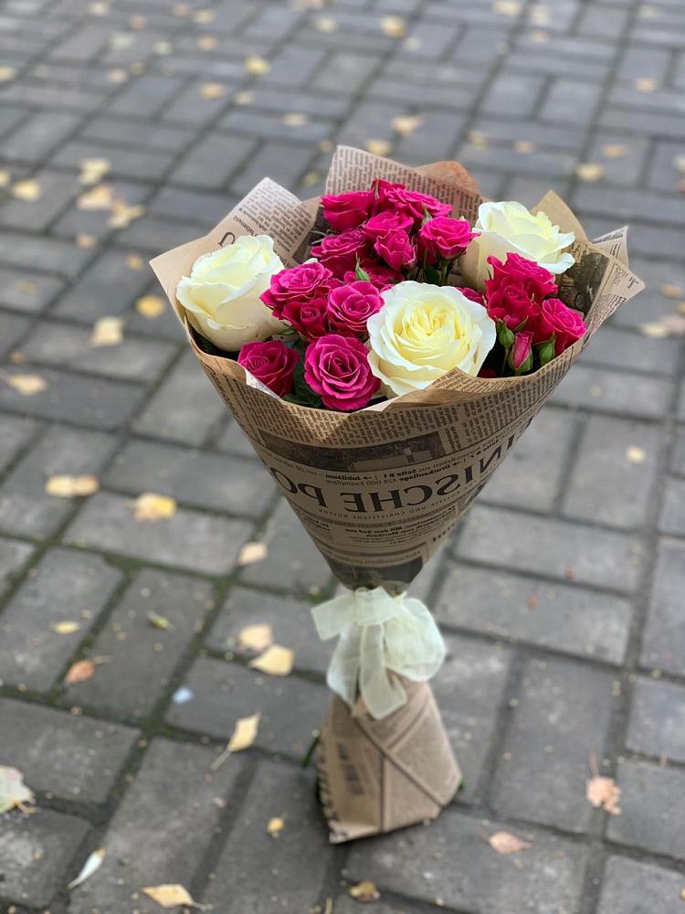 Букет цветов из: Розы в Слободском