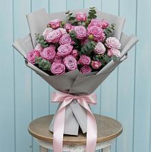 Букет цветов из:  Розы #REPLACE_PRED# Слободском